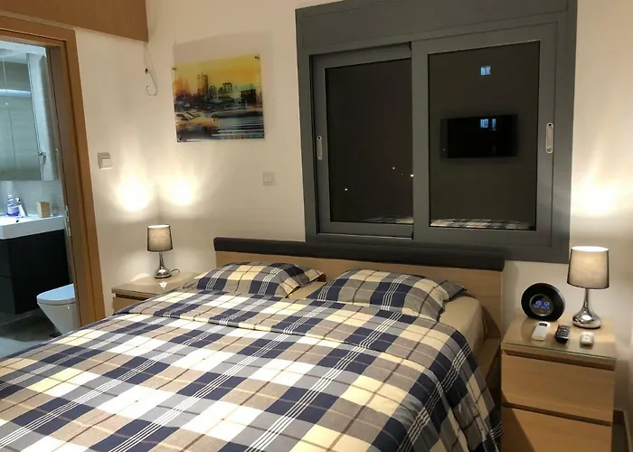 Kennedy Deluxe ニコシア